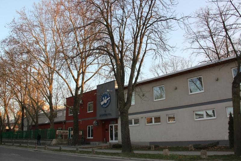Teke Bowling Centrum Es Sport Panzio Segedín Pokoj fotografie