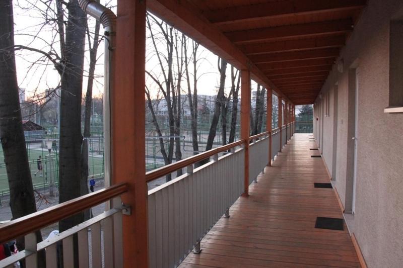 Teke Bowling Centrum Es Sport Panzio Segedín Exteriér fotografie